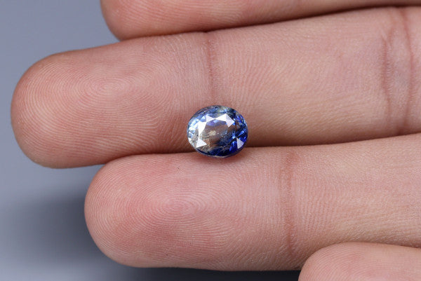 Bi Colour Sapphire - 3.35ct - KBC115926