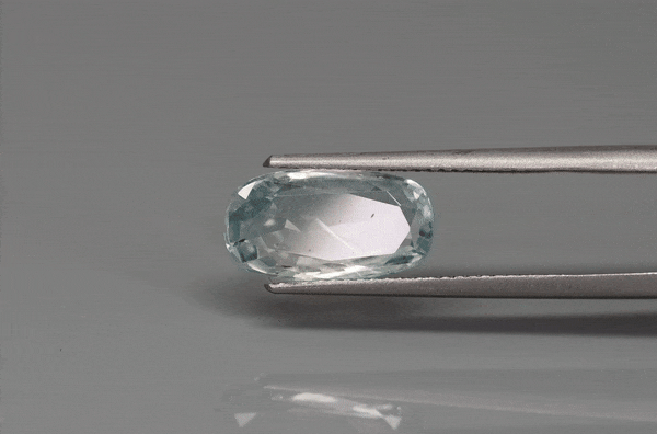 Bi Colour Sapphire - 3.65ct - KBC215932