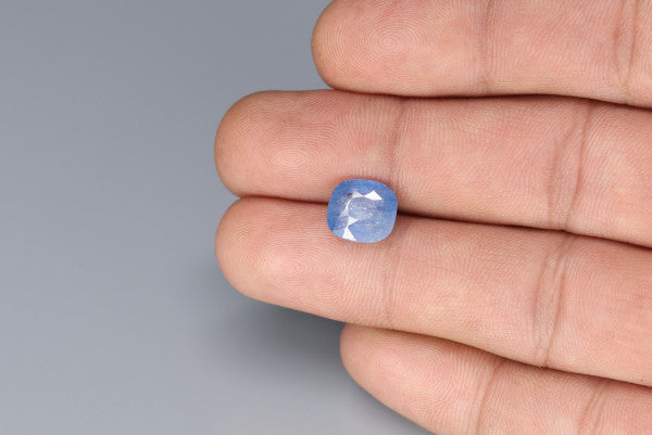 Blue Sapphire  - 3.6ct - KBS213121