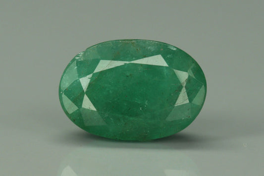 Emerald - 3.9ct - KE110092