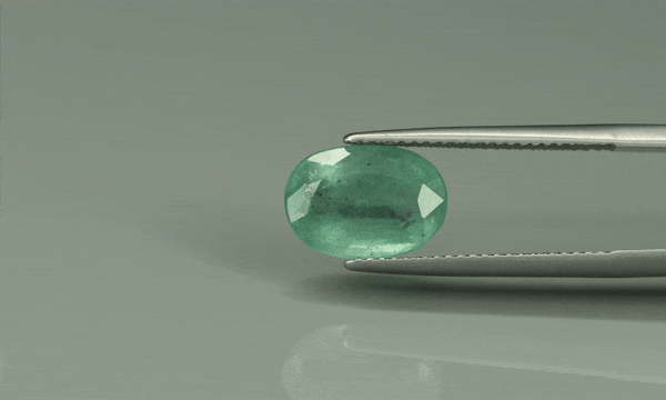 Emerald - 3.9ct - KE110719