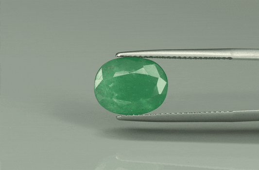 Emerald - 3.95ct - KE110724