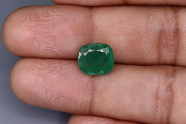 Emerald - 4.05ct - KE114087