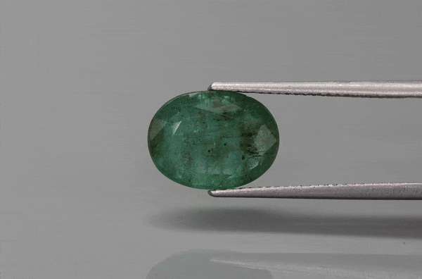 Emerald - 3.8ct - KE115083