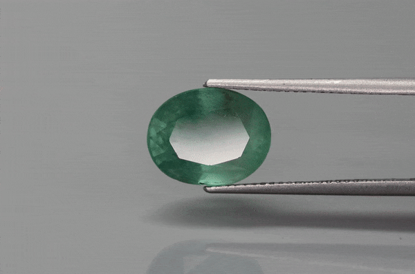 Emerald - 4.4ct - KE115084