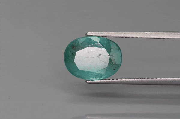 Emerald - 3.8ct - KE115263