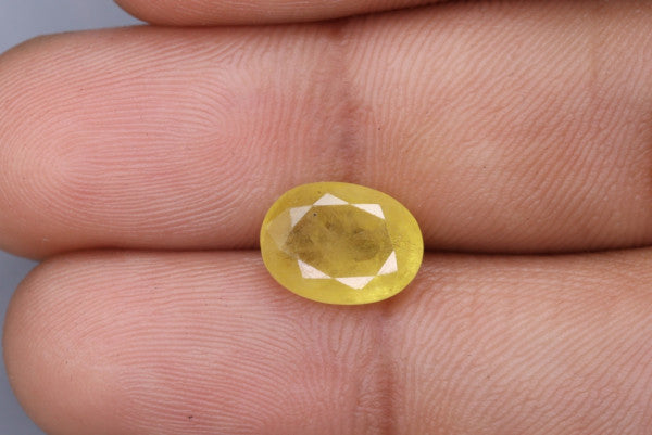 Yellow Sapphire - 3.95ct - KYSB113930