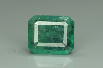 Emerald - 3.95ct - KE112130