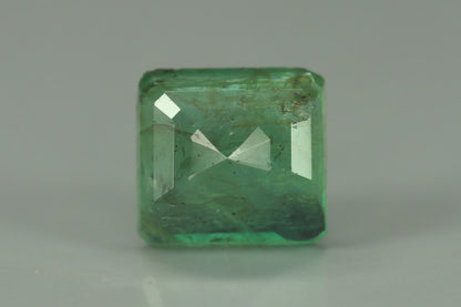 Emerald - 3.95ct - KE112872