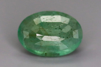 Emerald - 3.7ct - KE115085
