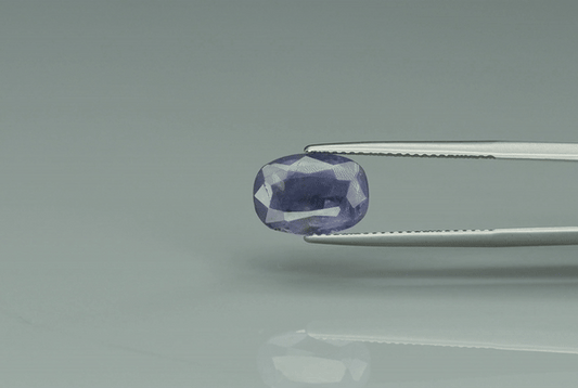 Iolite - 3.3ct - KN211693
