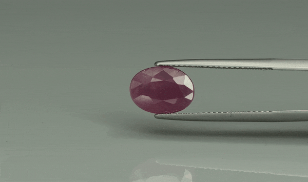 Ruby  - 3.9ct - KR109400