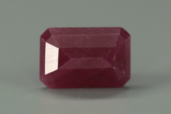 Ruby  - 3.95ct - KR110489