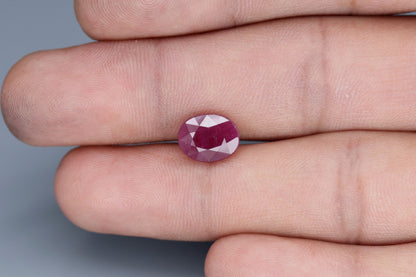 Ruby  - 3.8ct - KR113354