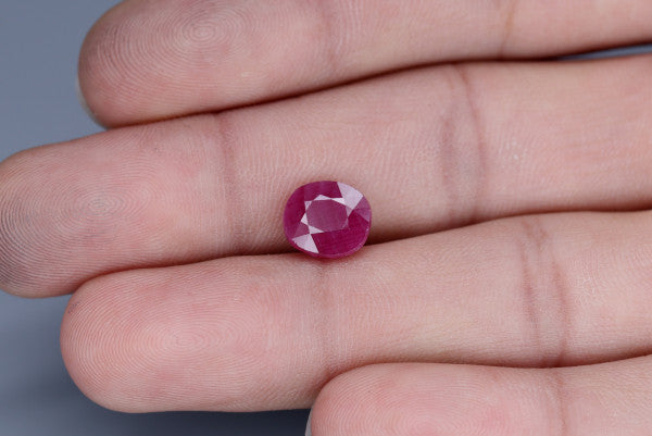 Ruby  - 3.7ct - KR113356