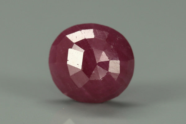 Ruby  - 3.7ct - KR113357