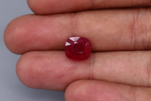 Ruby  - 5.2ct - KR214764