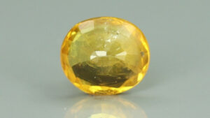 Yellow Sapphire - 2.95ct - KYSB111986